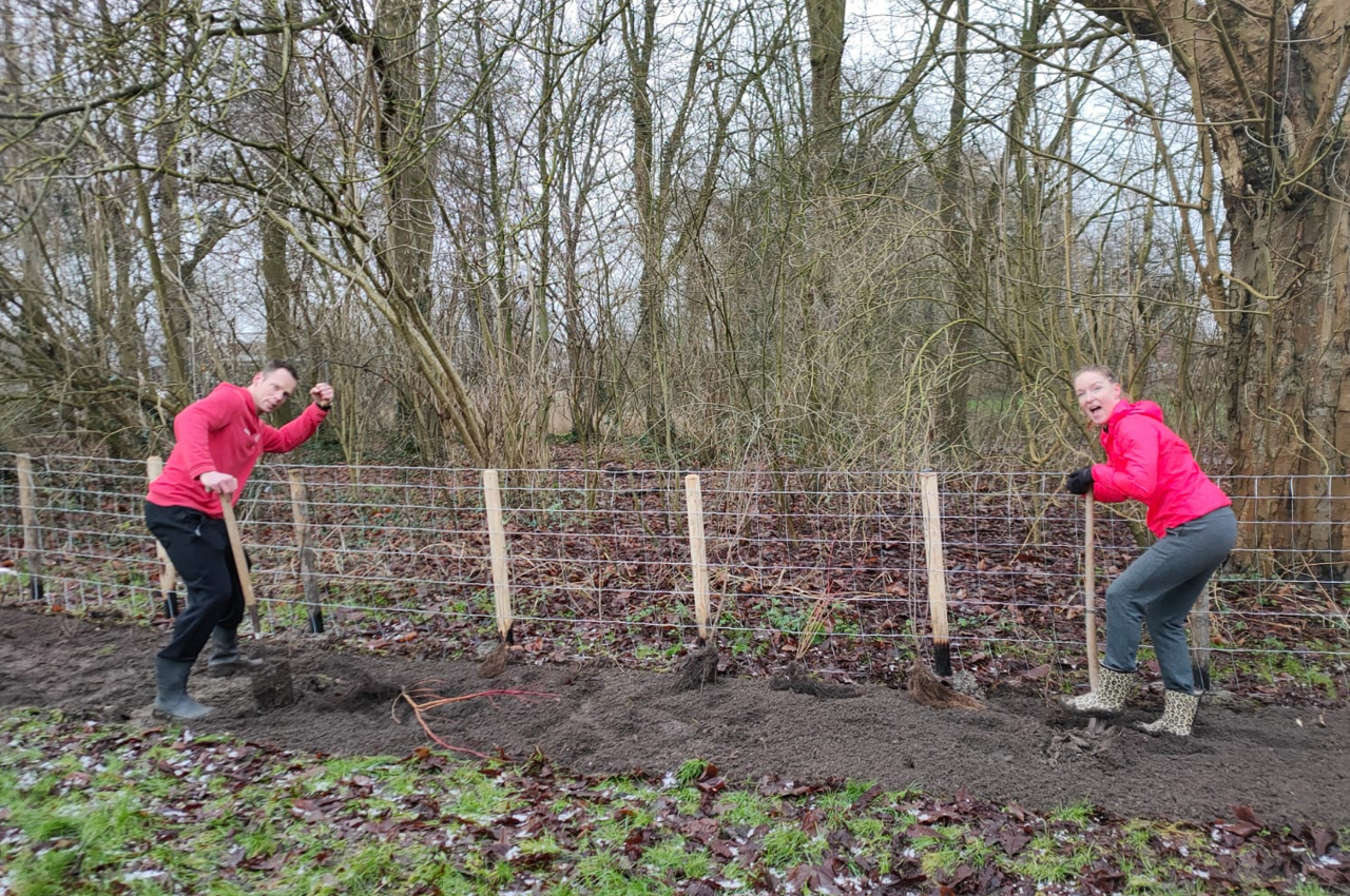 Vrienden Park de Meet Hondenspeeltuin Aanleg 05