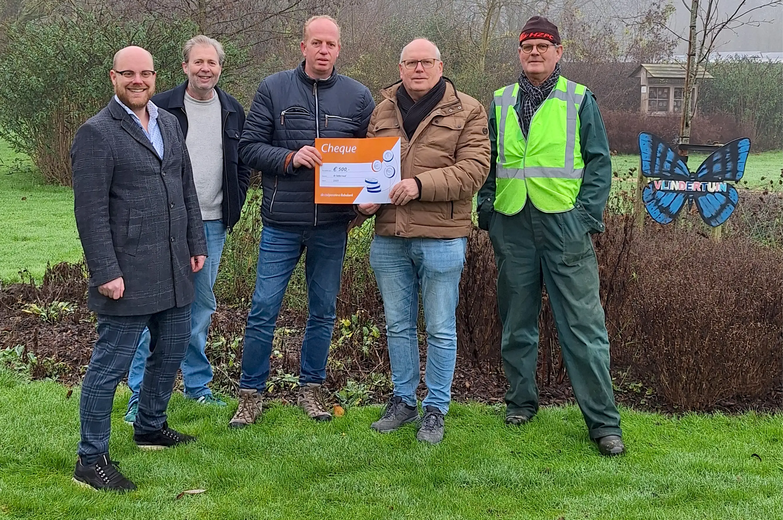 Vrienden Park de Meet Overhandiging Cheque Rabobank